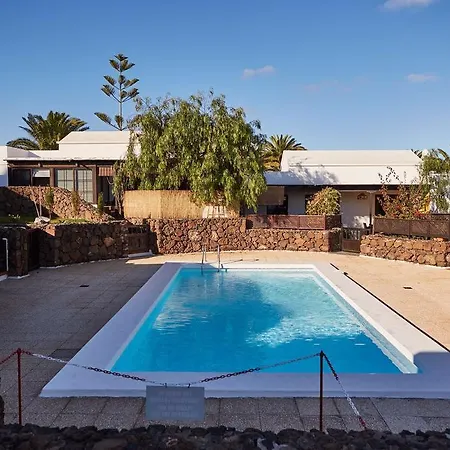 別荘 Villa Costa Teguise *